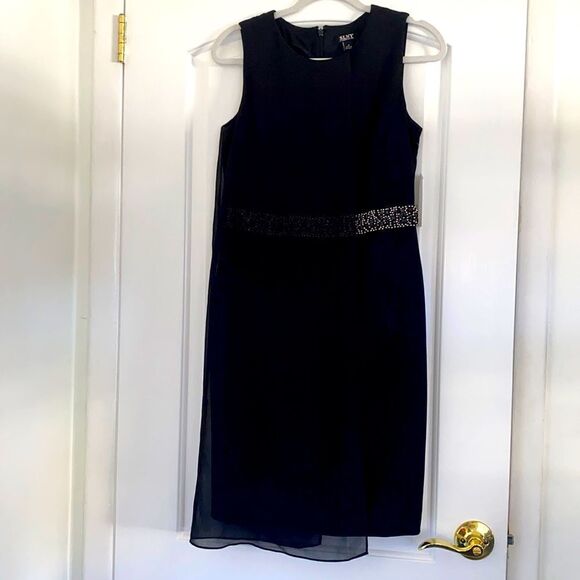 SLNY Dresses & Skirts - SLNY black short cocktail missy dress New size 6